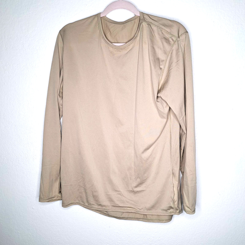 TWO US MILITARY ISSUED MILLIKEN Light Weight Cold Weather Undershirts Medium Reg